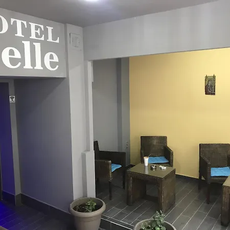 Nelle * Paralia Katerinis